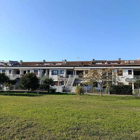 Casa Nel Parco 3 2 Bagni 6 Ospiti アパート